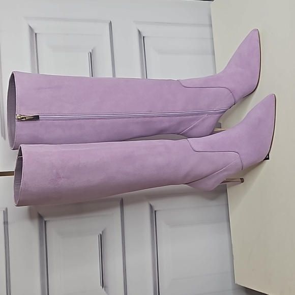 NIB. L'AGENCE Lena Knee High Boot in Lavender Suede - Picture 5 of 15